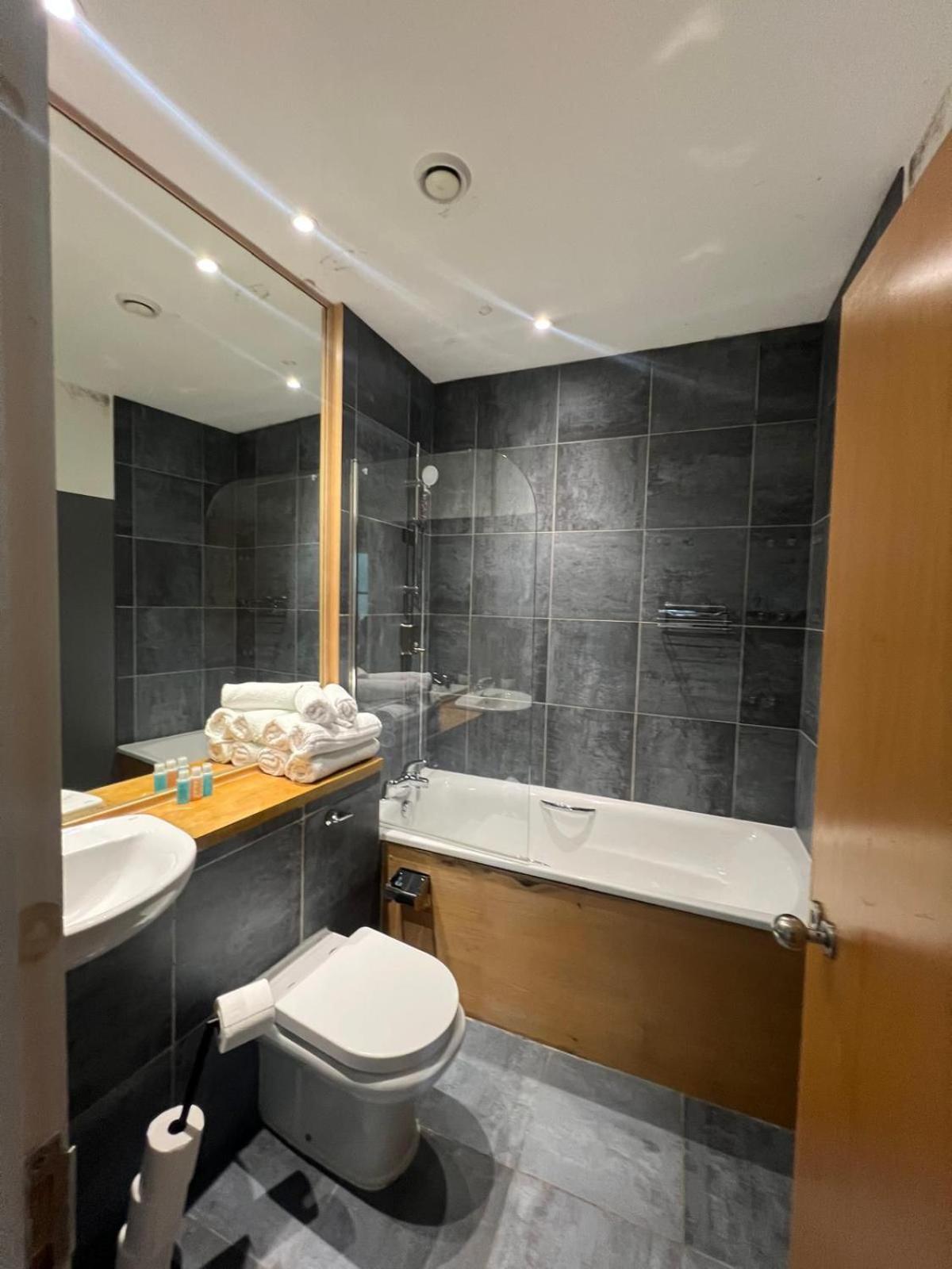 Super Prime City Centre Modern 3 Bed Apartment Liverpool Exterior foto
